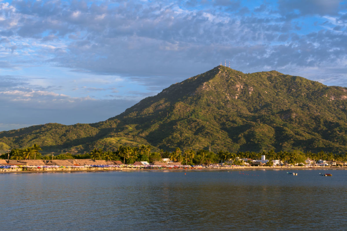 playa la boquita manzanillo