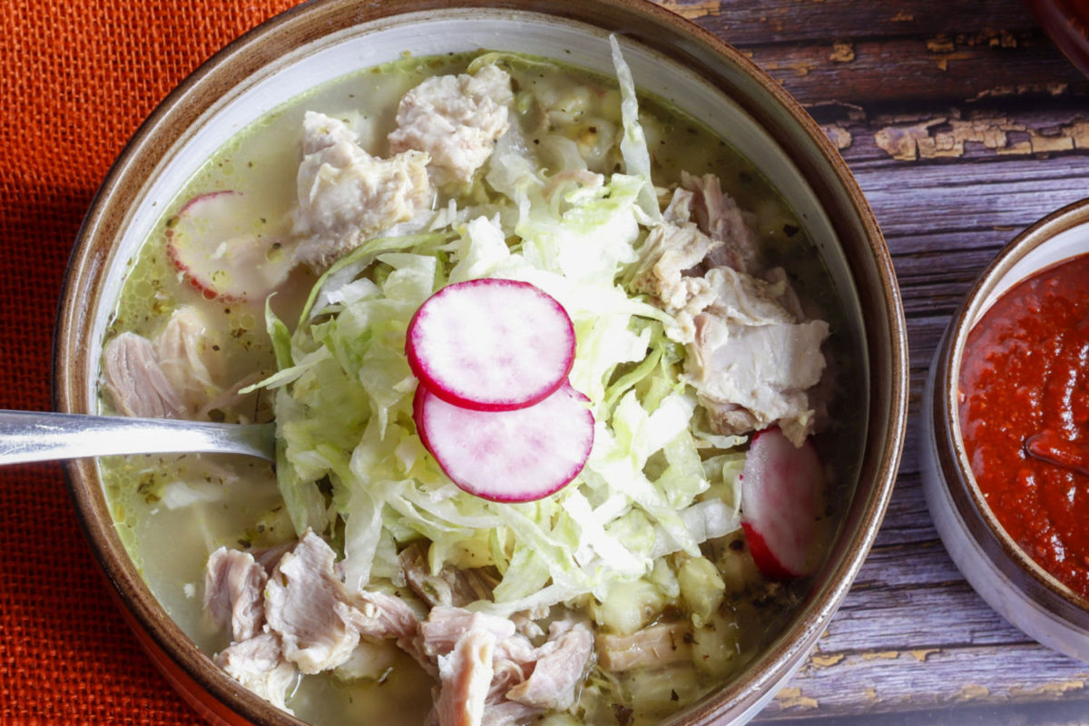Pozole blanco