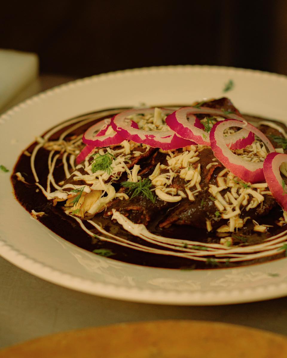 enchiladas de mole 