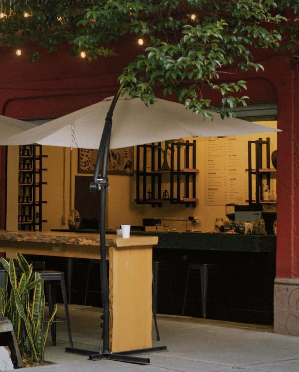 spots para comer mole en capital mexicana 