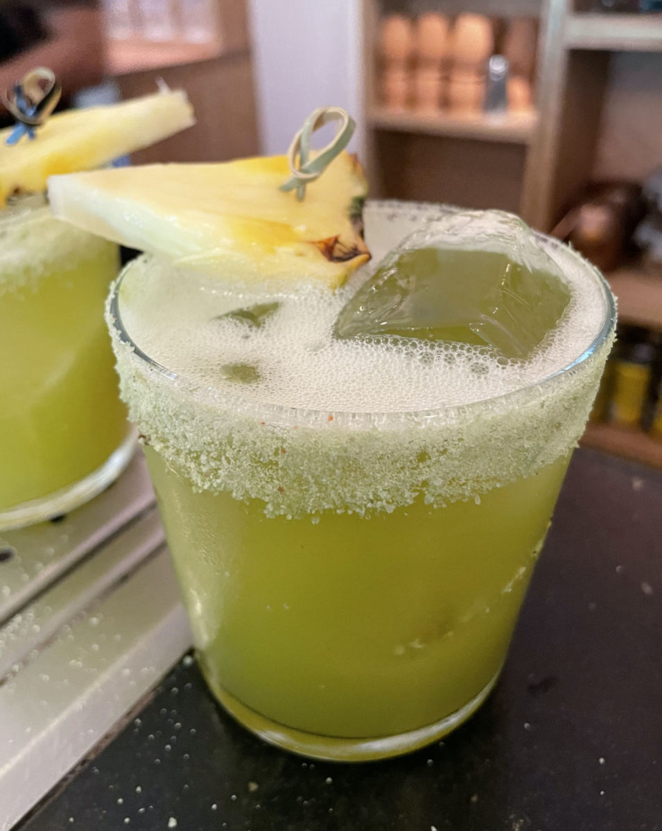 Tienes que probar esta ‘margarita de pastor’, inspirada en los tacos al pastor