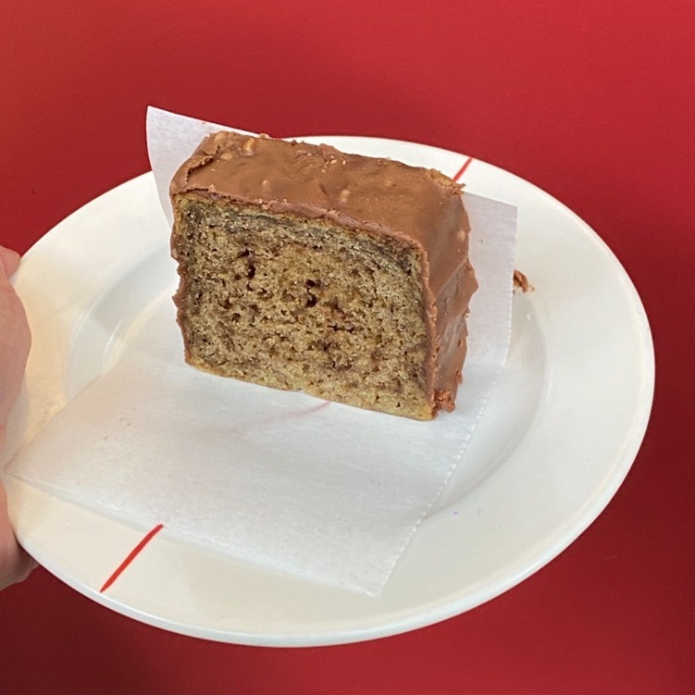 Deliciosa rebanada de panqué. 