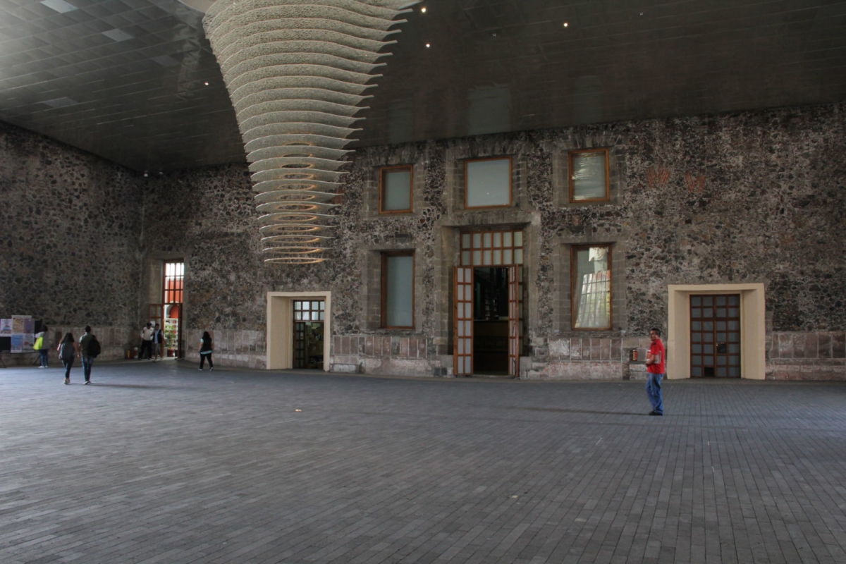 Plaza-de-la-Ciudadela