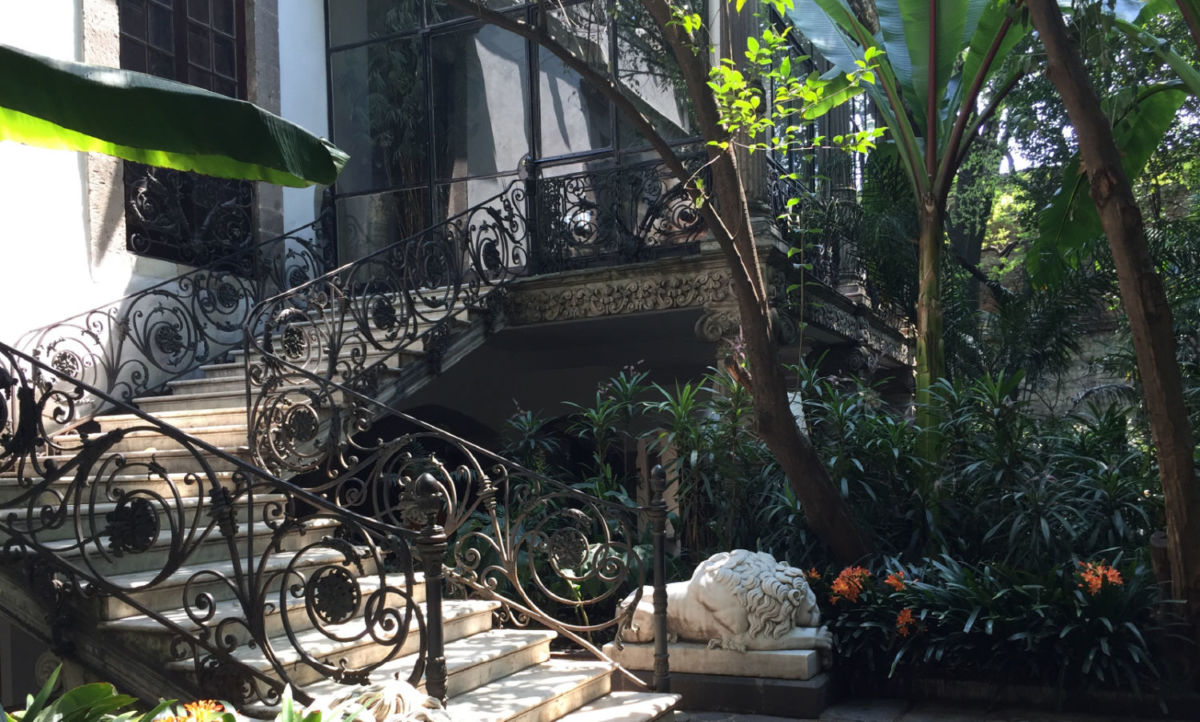 Exterior del Museo Casa de la Bola. 