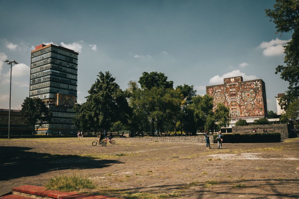 UNAM
