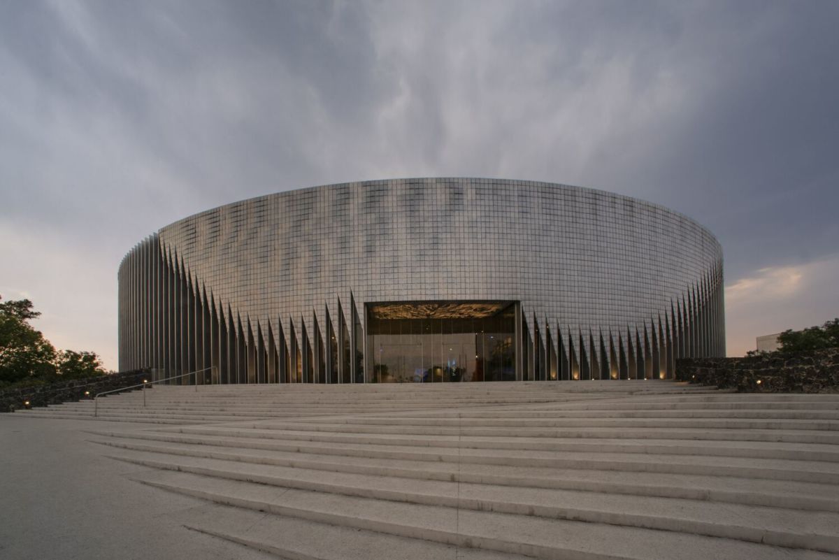 UNAM
