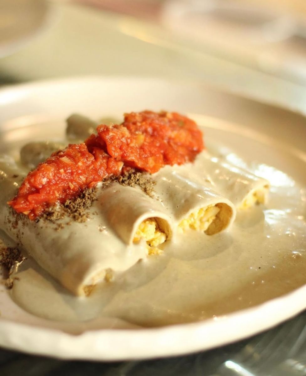 Papadzules del restaurante Néctar, preparados con pepita de calabaza, huevo y tomate.