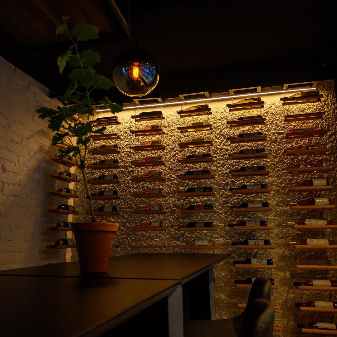 Provocateur cuenta con una amplia colección de etiquetas que puedes conocer y degustar en alguna de sus catas