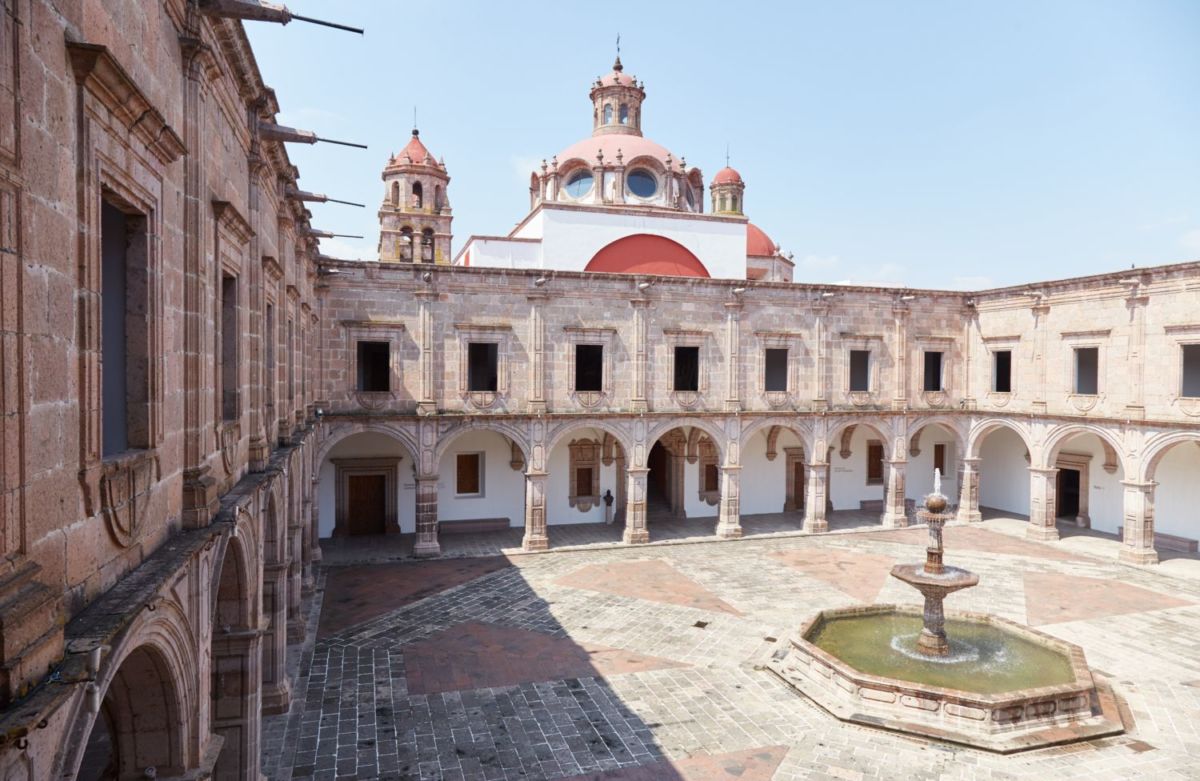 Centro Cultural Clavijero