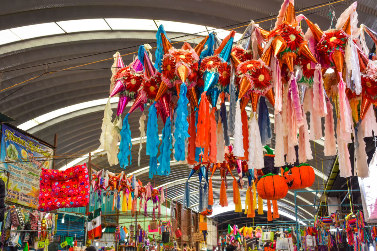 Dónde comprar piñatas navideñas en cdmx 