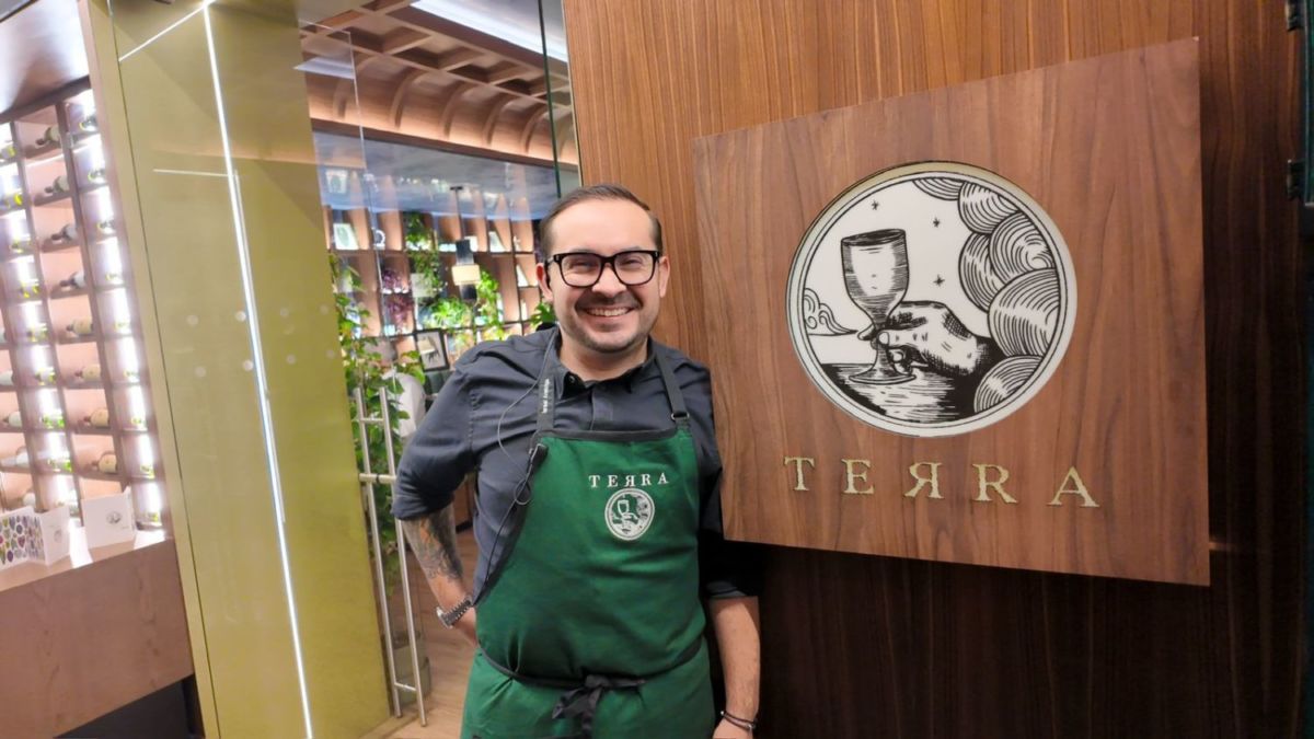 Chef Israel Aretxiga y TERRA. 