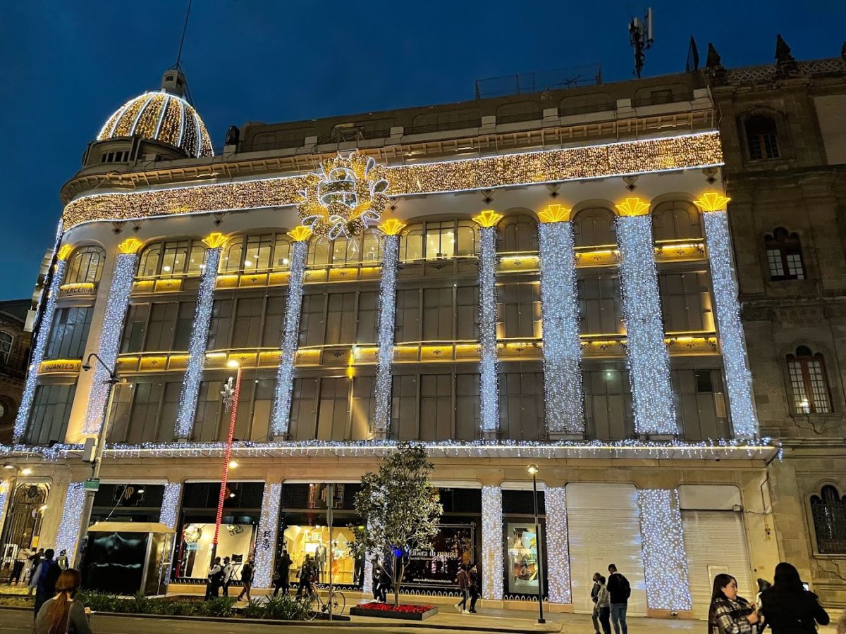 Espectáculo de luces Palacio de Hierro Zócalo