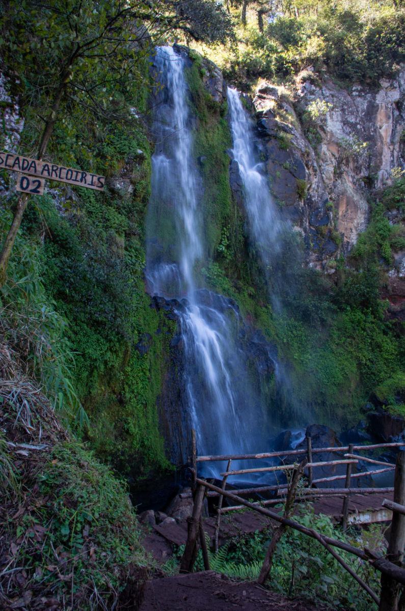 Cascada en Honey, pueblo mágico de Puebla