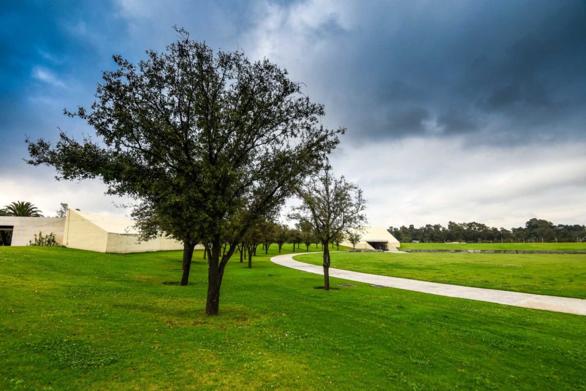 Una trotapista que destaca por su belleza, su diseño modernista y su gran arquitectura
