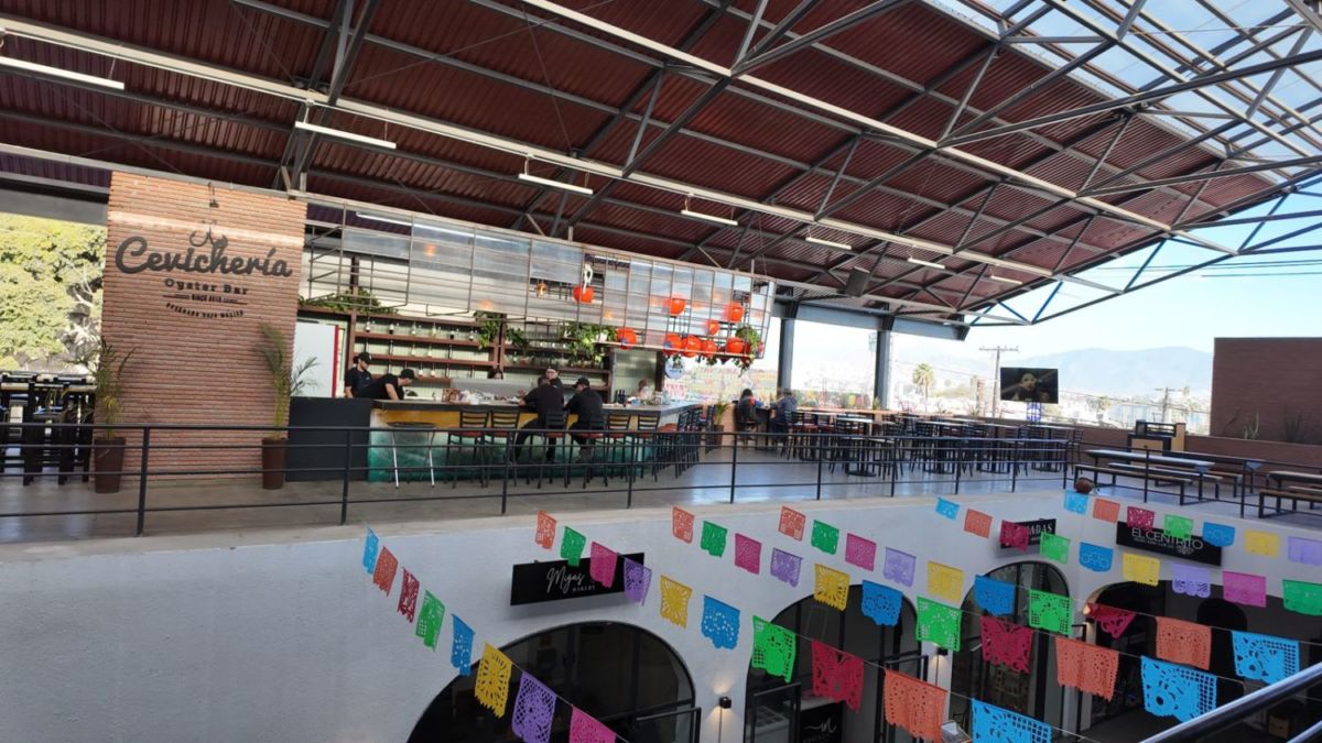 Cevichería Oyster and Bar Ensenada.
