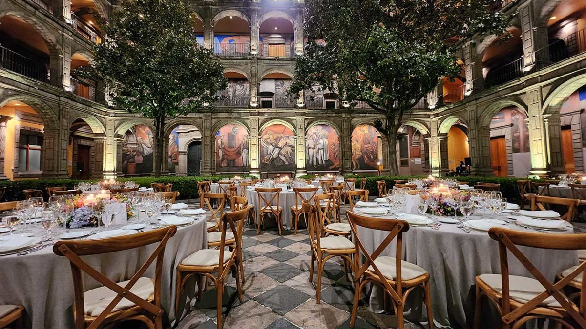 Colegio de San Ildefonso adecuado para celebrar una boda