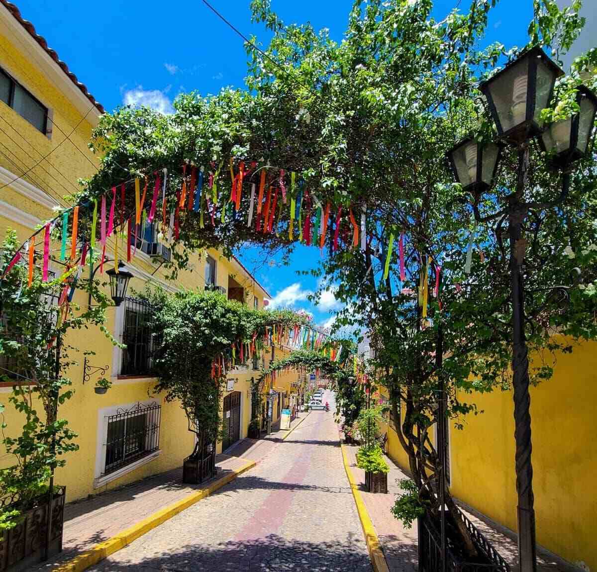 Este pueblo en Chiapas es famoso por sus quesos y por tener la pirámide más grande de México