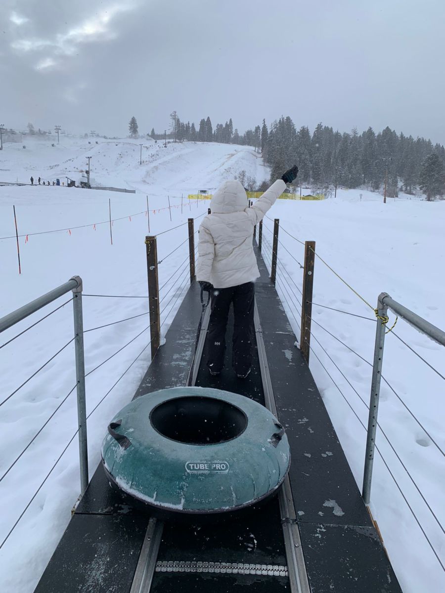 ¿Aburrido de ir a los mismos lugares para esquiar? Este es el destino de nieve en Utah más ‘top’ del momento