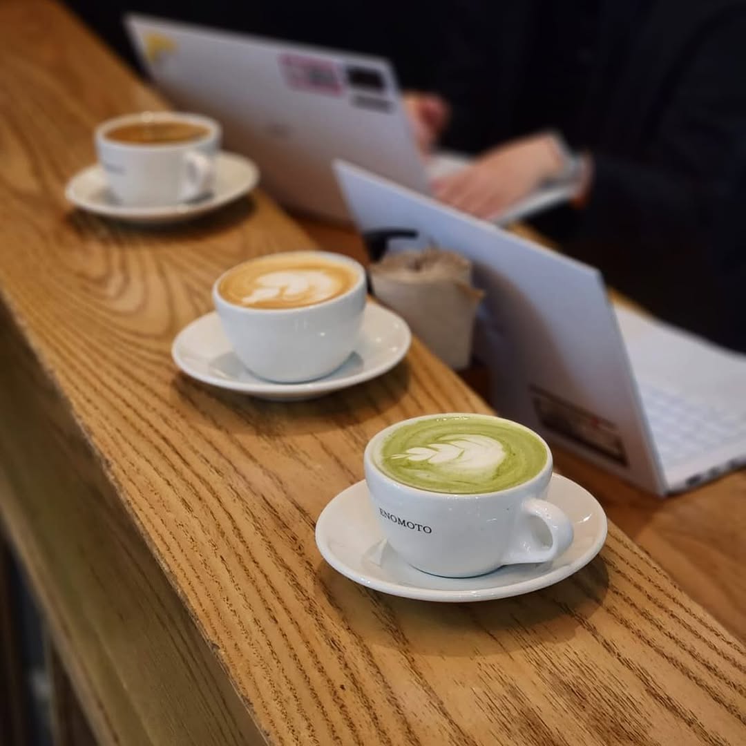 enomoto es una cafetería perfecta para trabajar en el aicm