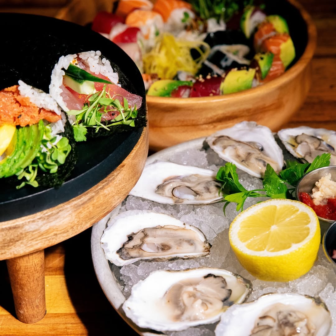 Sushi y mariscos frescos en Park City. 