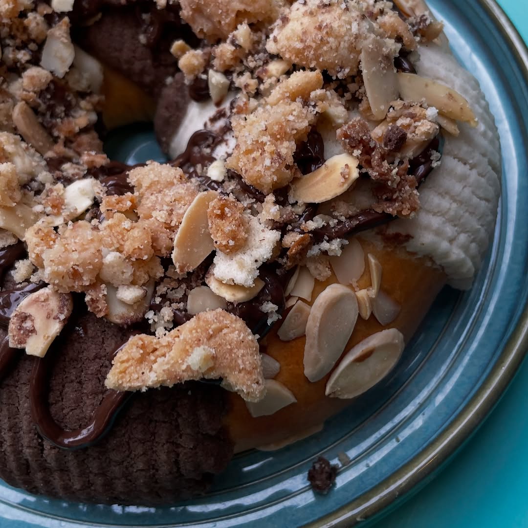 la rosca de reyes de cardín tiene naranja y cardamomo