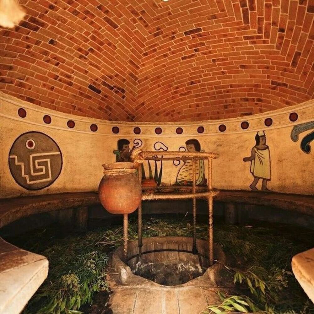 Interior del Temazal Tonatiu Iquzayampa