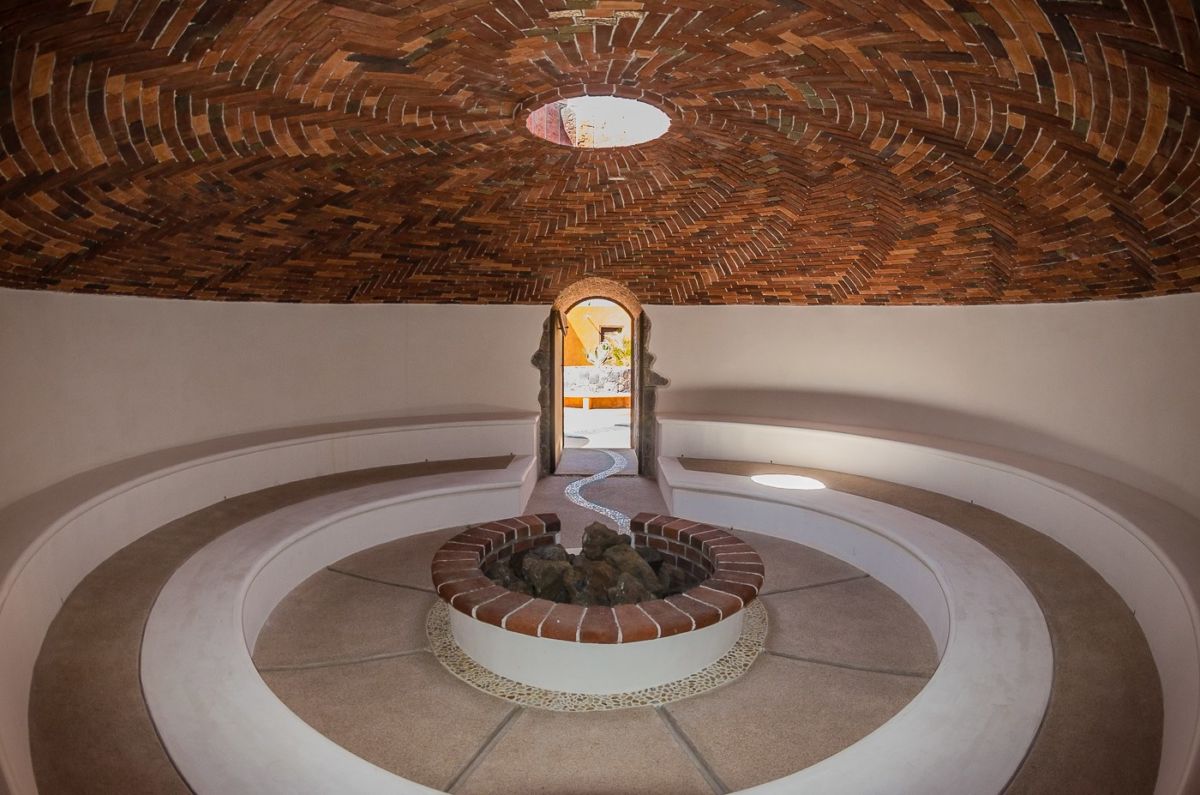 Interior del temazcal de Ollinyotl en Malinalco