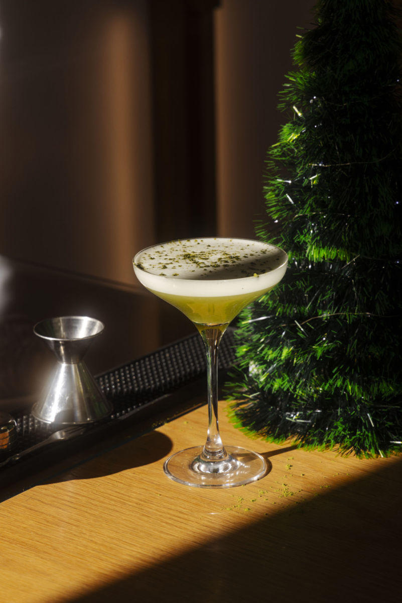 Coctelería con matcha en Polanco. 