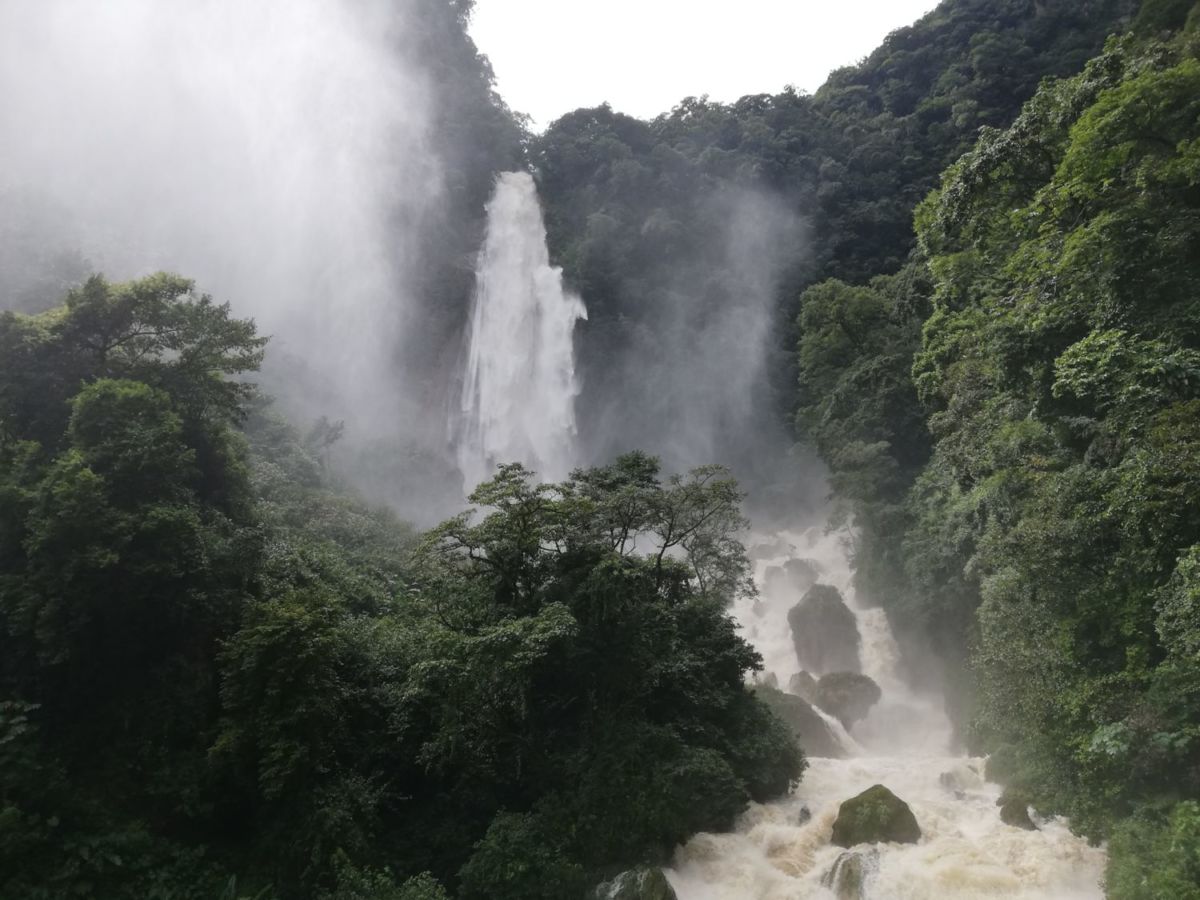 Cascada de Atlahuitzia en Zongolica Veracruz