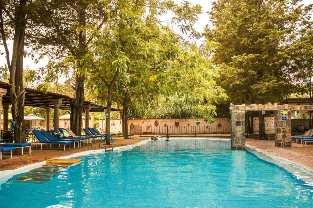 alberca de aguas termales