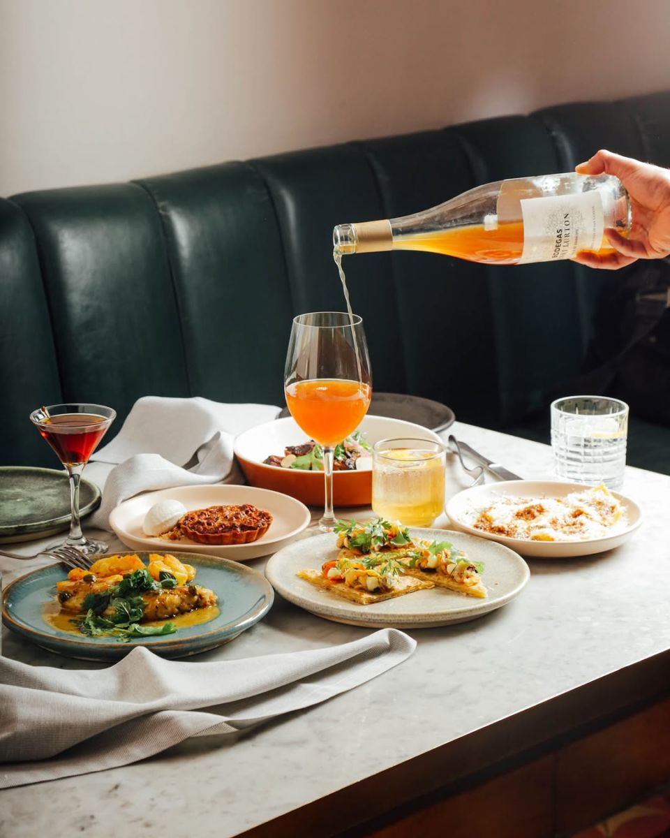 El resturante Pigeon en La Casa de laas Brujas está recomendado en la Guía Michelin.