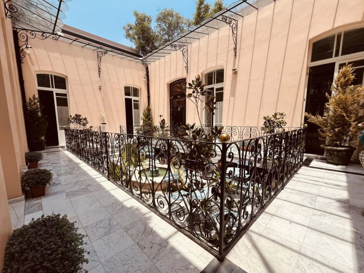 Patio central de la Casa Chopo