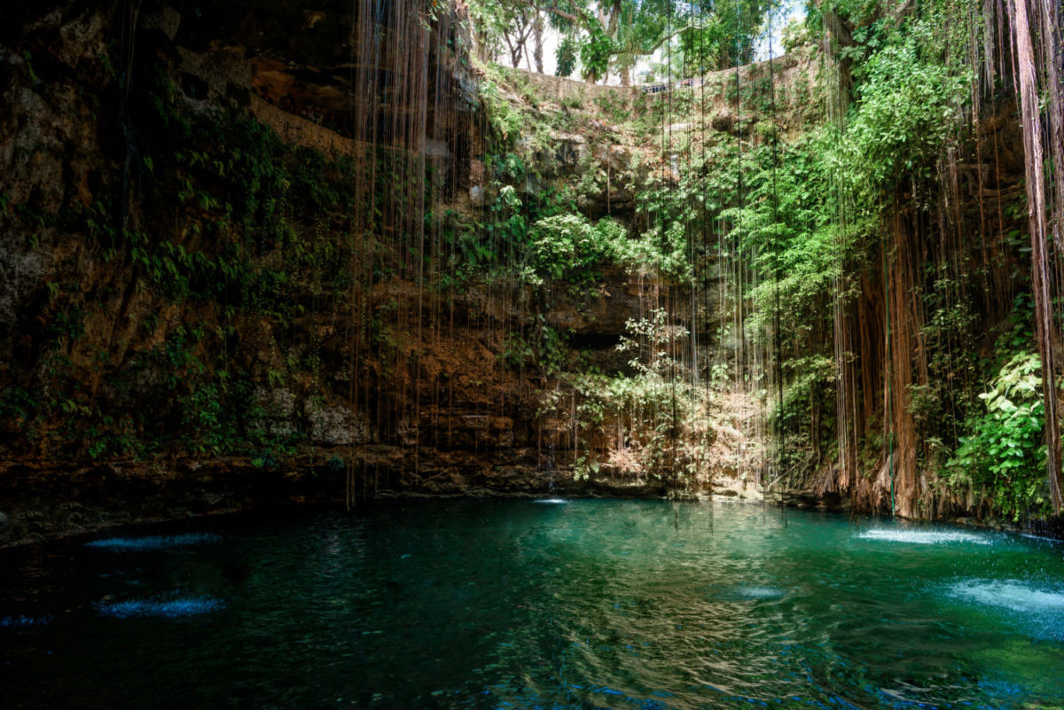 la mayor parte de los cenotes en yucatan están conectados entre sí