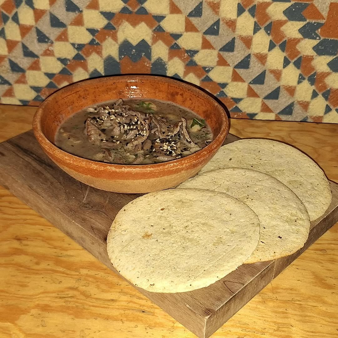 desayunos en el centro cultural raíces