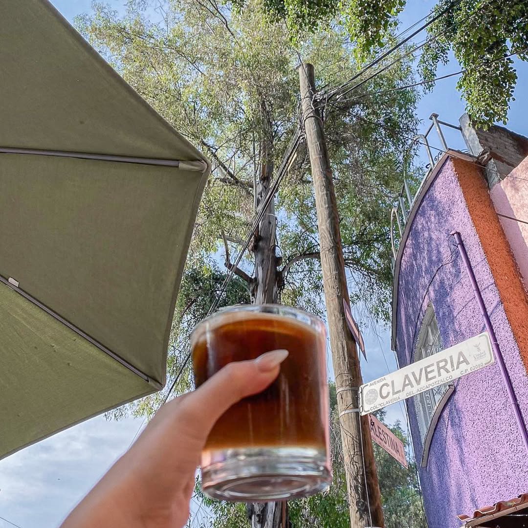 Variedad de restaurantes y cafeterías en la Colonia Clavería 