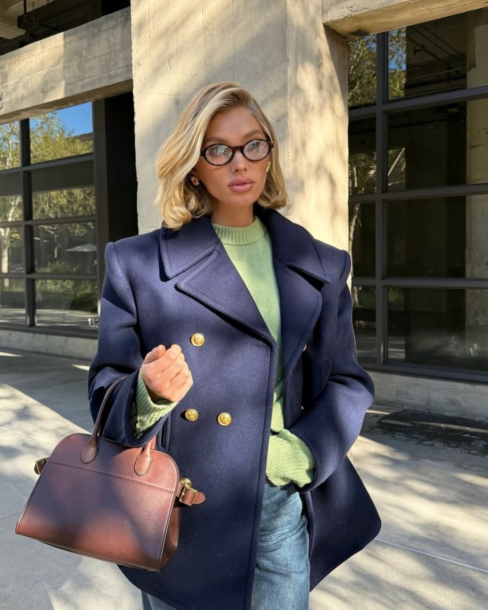 Corte de pelo Bob en capas es elegante y sofisticado