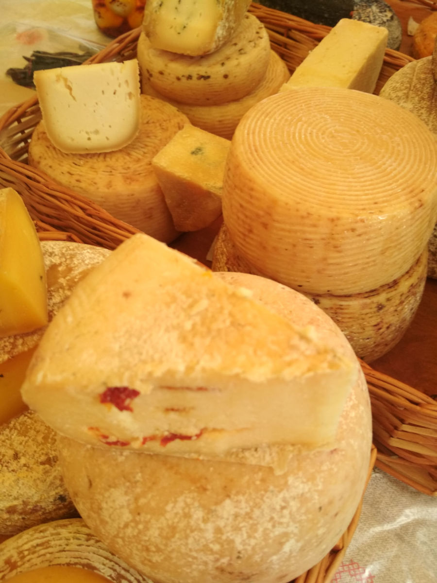 El queso cotija es uno de los quesos más populares de México 
