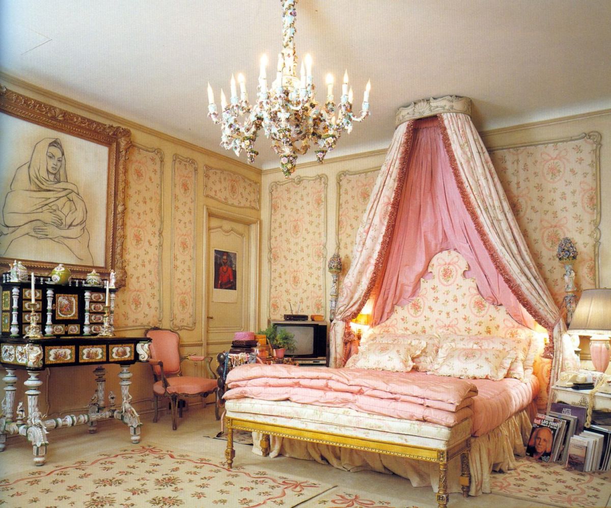 La Doña vivió en la calle de Hegel, Polanco