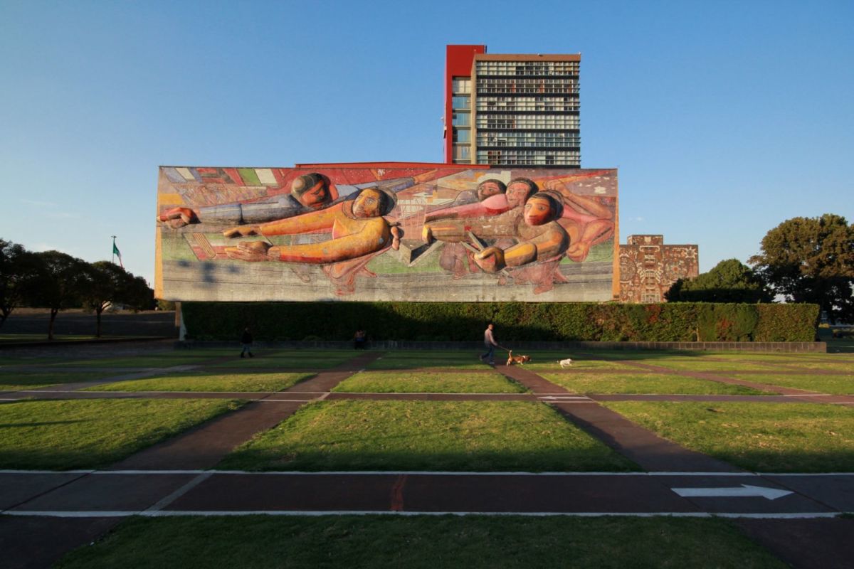 murales de siqueiros en la torre de rectoría