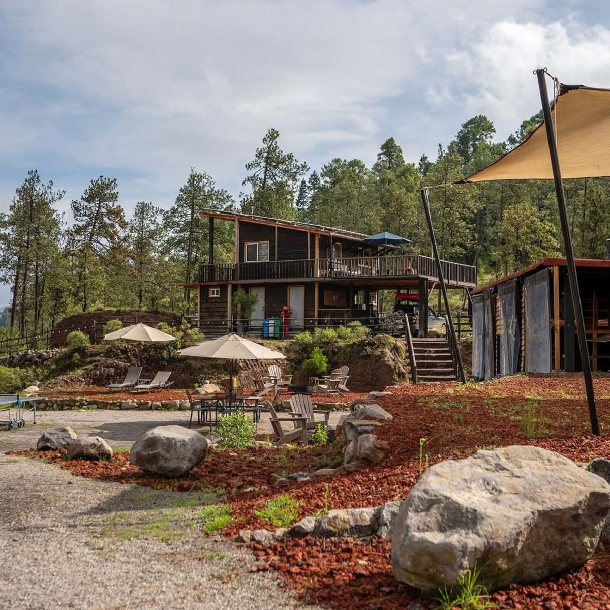 Lobo glamp en Corral de Piedra, instalaciones del hospedaje. 