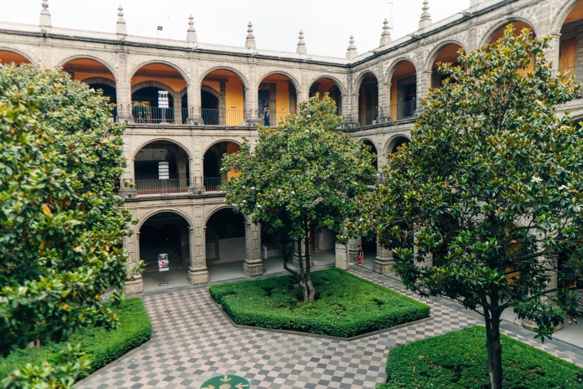 Antiguo Colegio de San Ildefonso 
