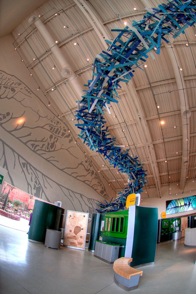 Escultura 'El Río vivo' en el Museo Laberinto de las Ciencias y las Artes
