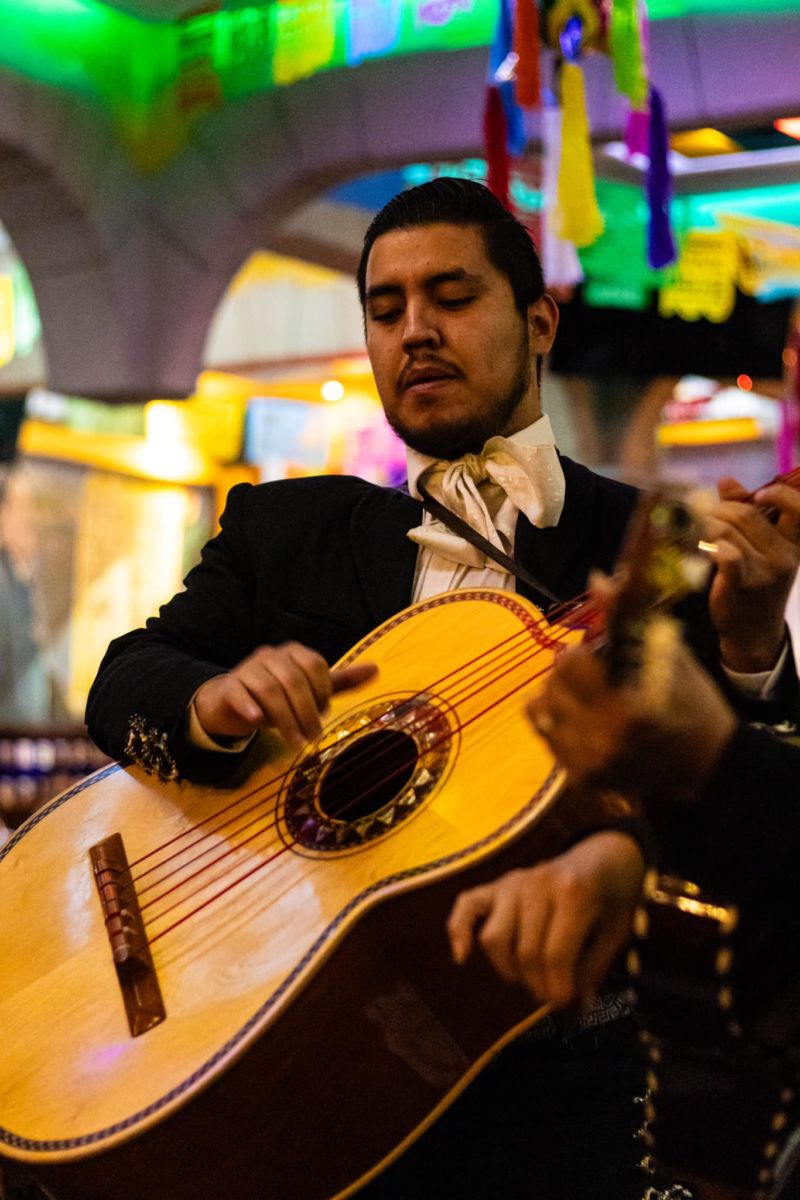 salón tenampa es uno de los mejores lugares para escuchar mariachi en la cdmx