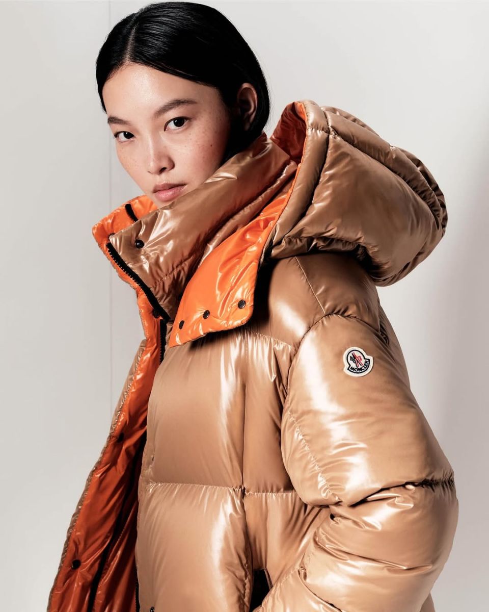 Chamarra de lujo para el invierno y destinos de nieve, Moncler.