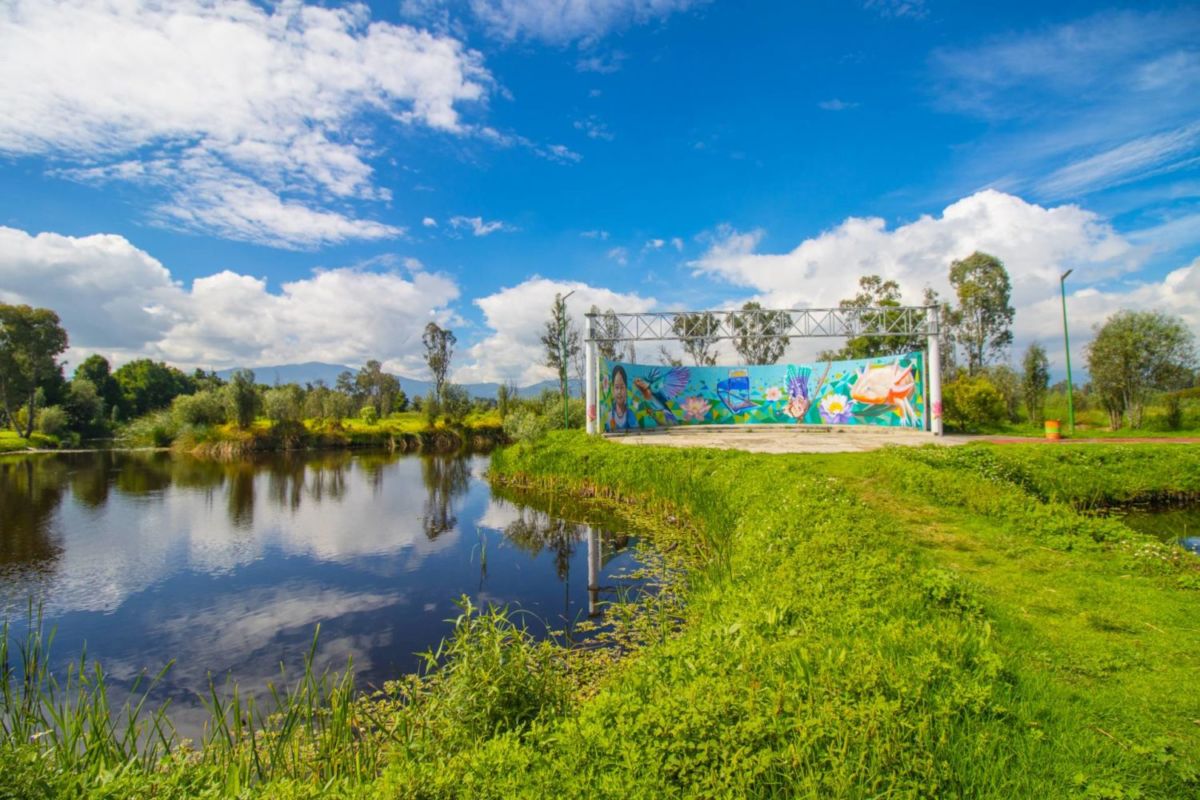 Uno de los murales artísticos que decoran las zonas del parque