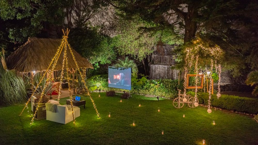 Jardín romántico del Centro Cultural Piamonte en Iztapalapa, CDMX