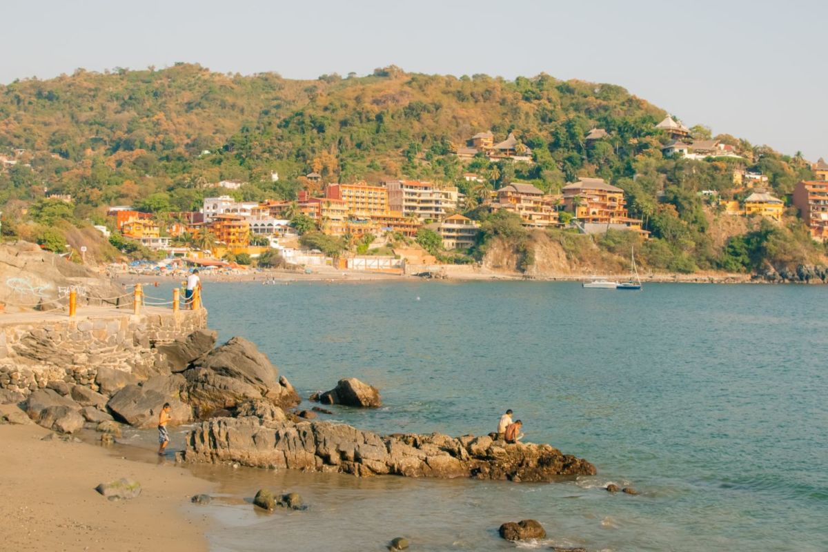 En los años 20, un náufrago chino llegó a la costa de Zihuatanejo 