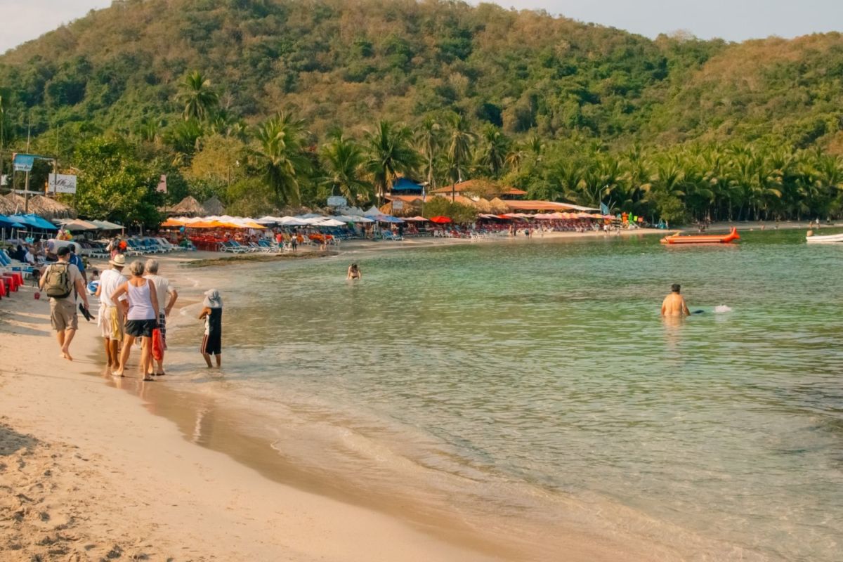 Esta es la playa más bonita de Zihuatanejo, Guerrero 