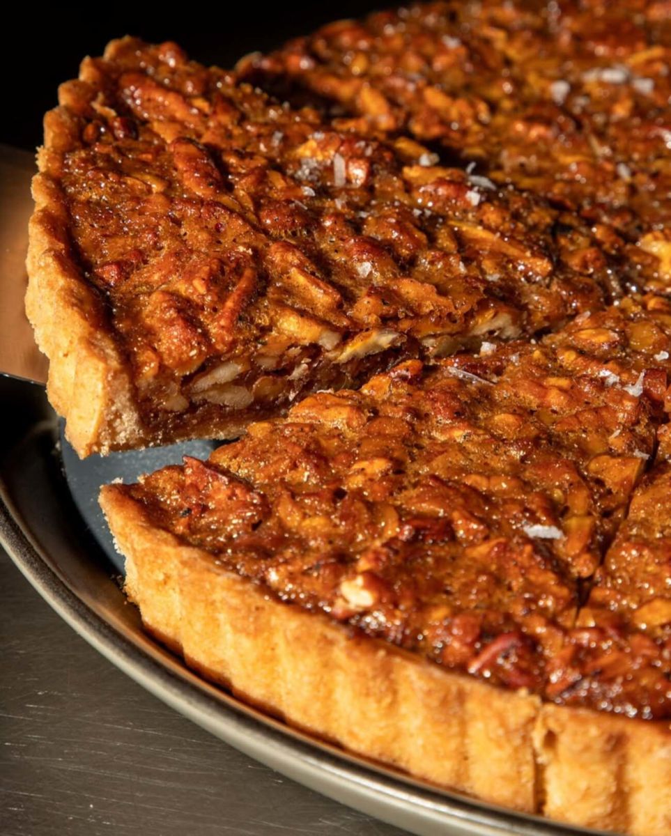 Tarta de nuez en Voraz, CDMX. 