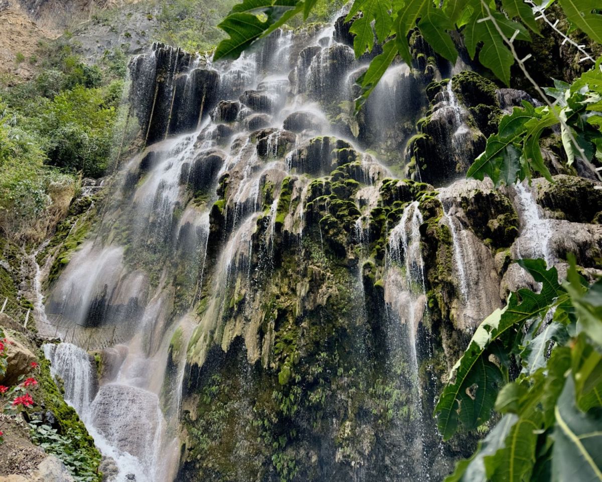 velos de agua cristalina en tolantongo